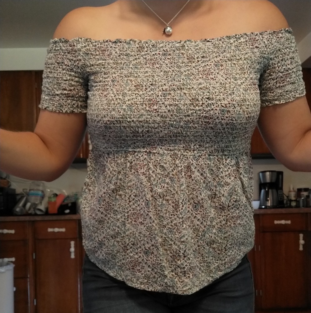 EUC off the shoulder top